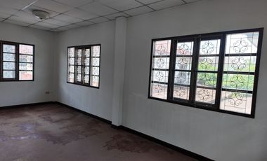For sale 6 bedrooms house in Khlong Sam Wa, Bangkok