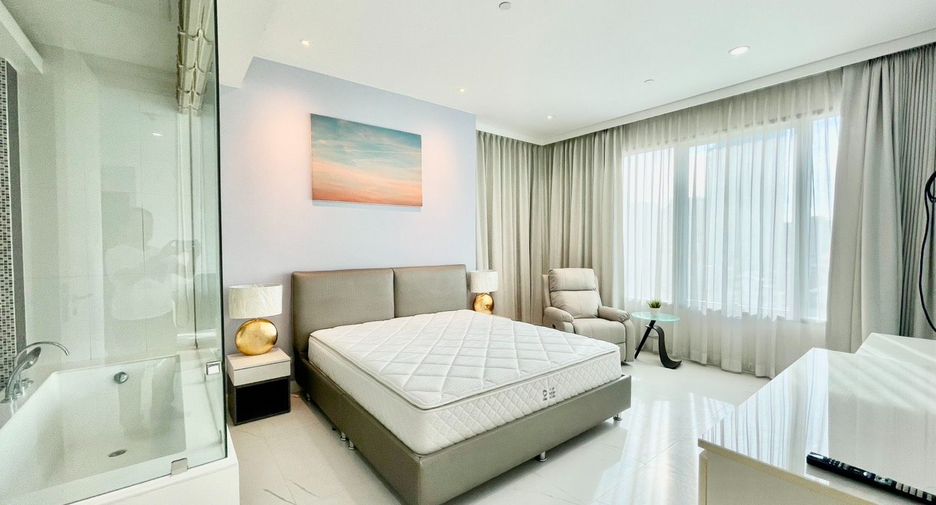 À louer 2 chambres condo à Pathum Wan, Bangkok