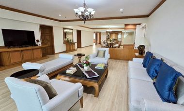For rent 4 bedrooms condo in Watthana, Bangkok