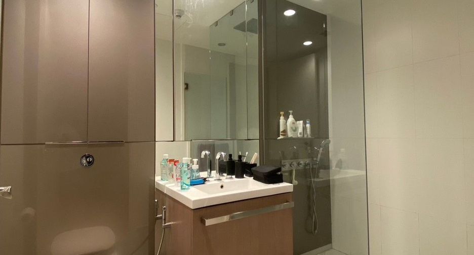 Wohnung zur Miete mit 2 Zimmer in Pathum Wan, Bangkok