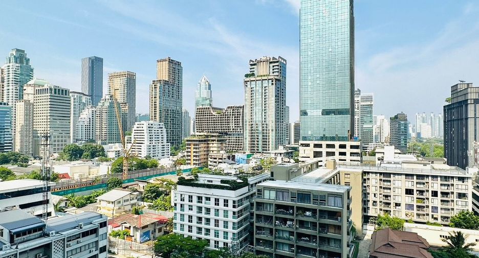 Wohnung zur Miete mit 2 Zimmer in Pathum Wan, Bangkok