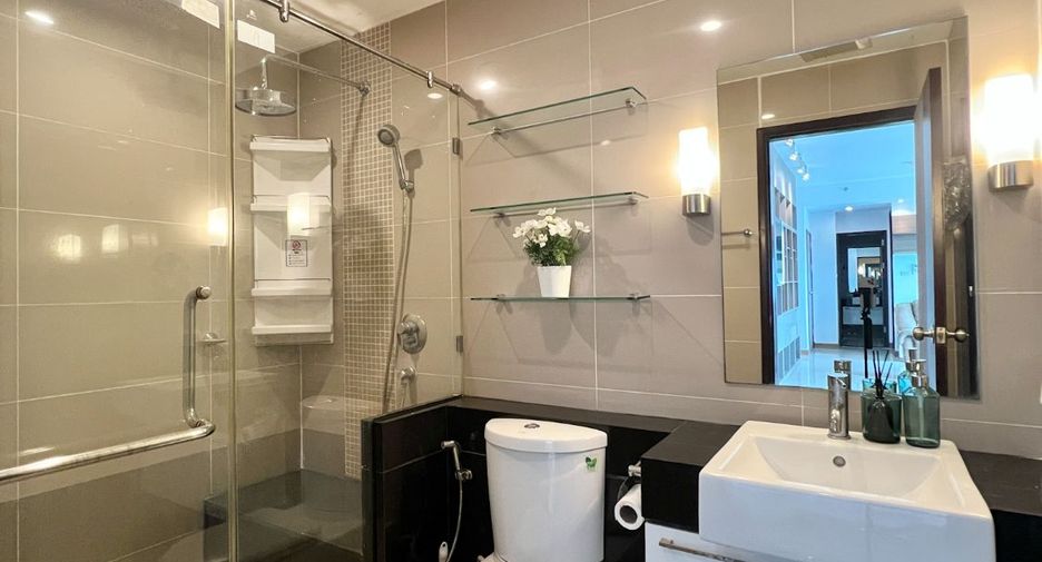 For sale 2 bedrooms condo in Bang Kho Laem, Bangkok