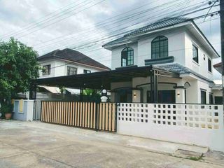 Casa en venta de 4 habitaciones en Khlong Sam Wa, Bangkok