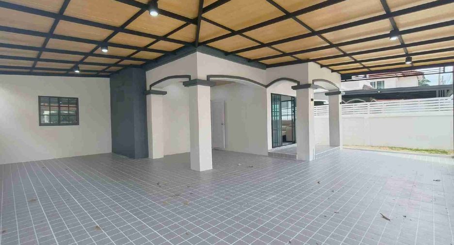 Haus zum Kauf mit 4 Zimmer in Khlong Sam Wa, Bangkok