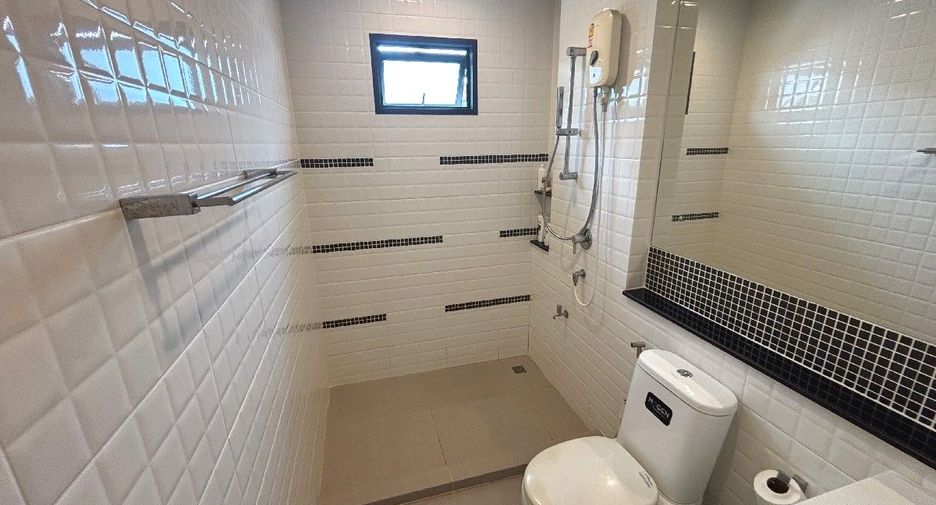 For rent 4 bedrooms house in Prawet, Bangkok