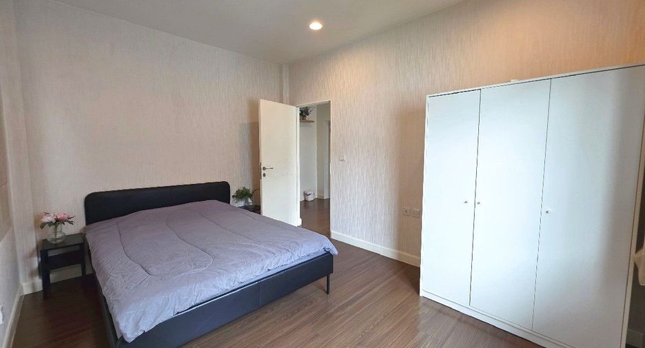 Haus zur Miete mit 4 Zimmer in Prawet, Bangkok