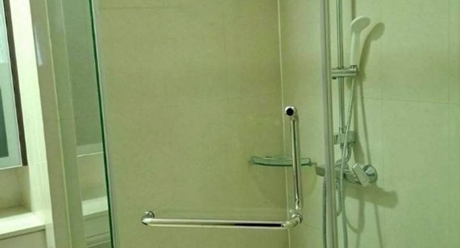 For rent 3 bedrooms condo in Prawet, Bangkok