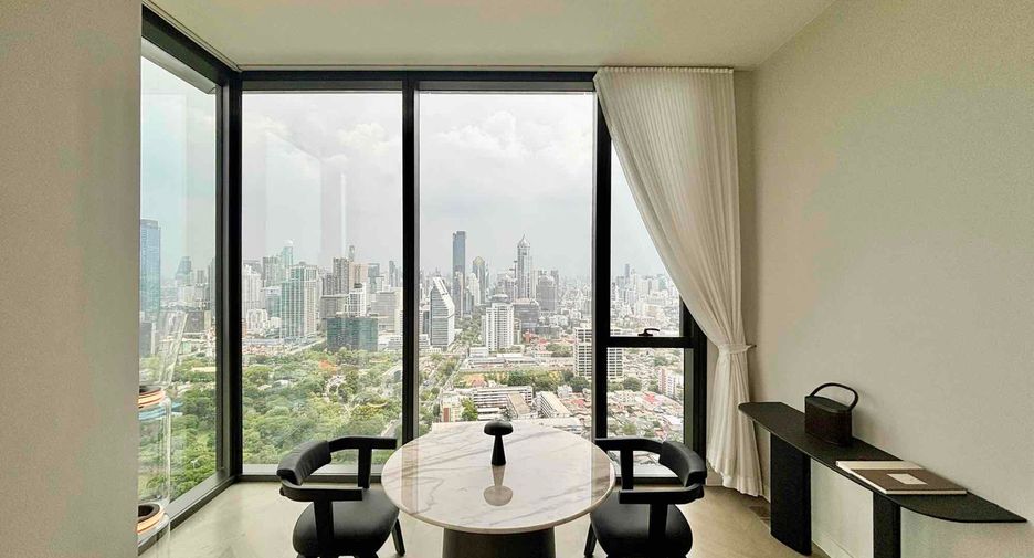 For sale そして for rent 3 ベッドルーム condo in Sathon, Bangkok