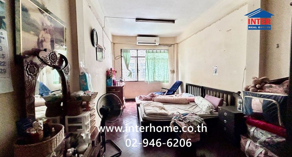 Local comercial en venta de 3 habitaciones en Phra Nakhon, Bangkok