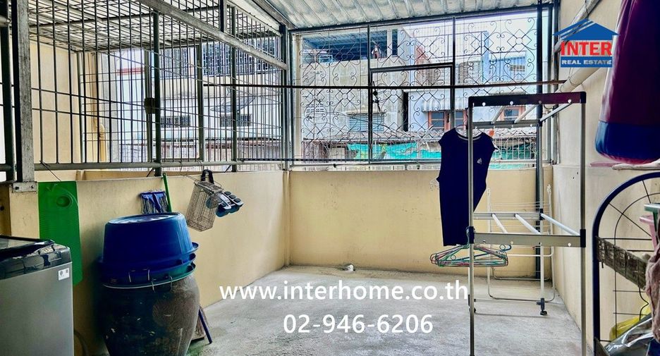 Local comercial en venta de 3 habitaciones en Phra Nakhon, Bangkok