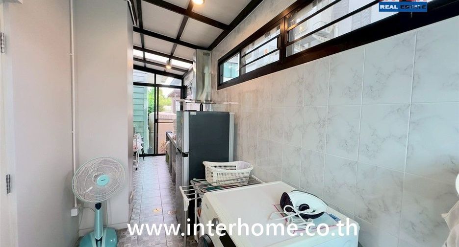 For sale 4 ベッドルーム house in Prawet, Bangkok