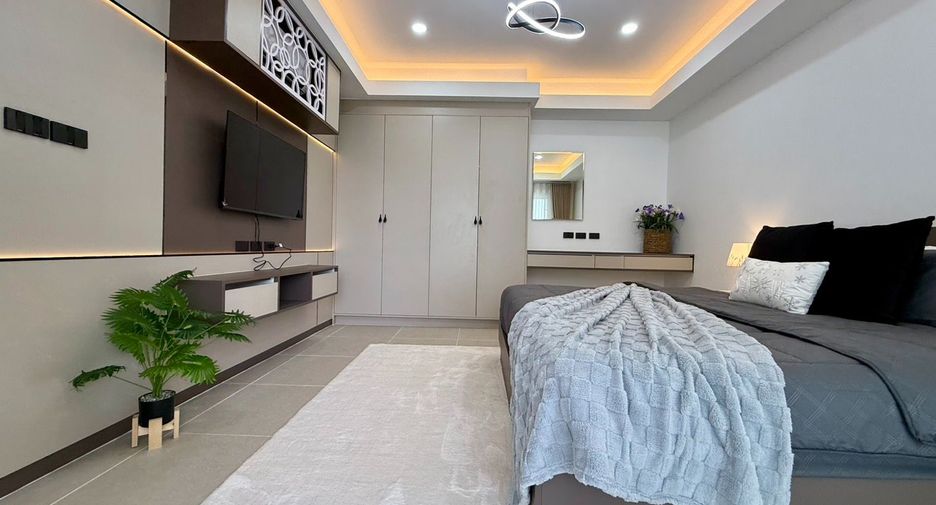 For sale 2 bedrooms condo in Jomtien, Pattaya