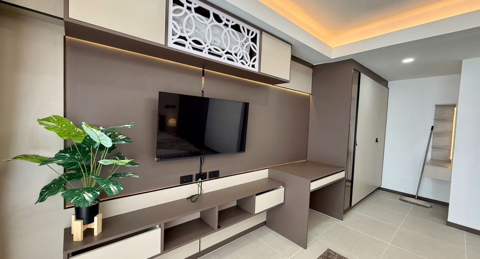 For sale 2 bedrooms condo in Jomtien, Pattaya