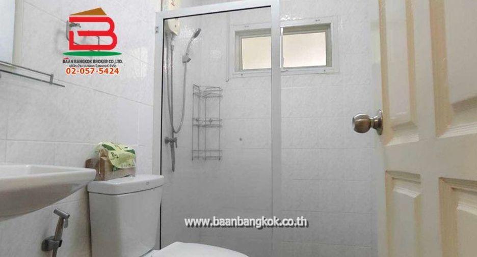 Casa en venta de 4 habitaciones en Ban Chang, Rayong