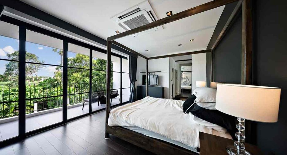 For rent 6 bedrooms villa in Bang Lamung, Chonburi