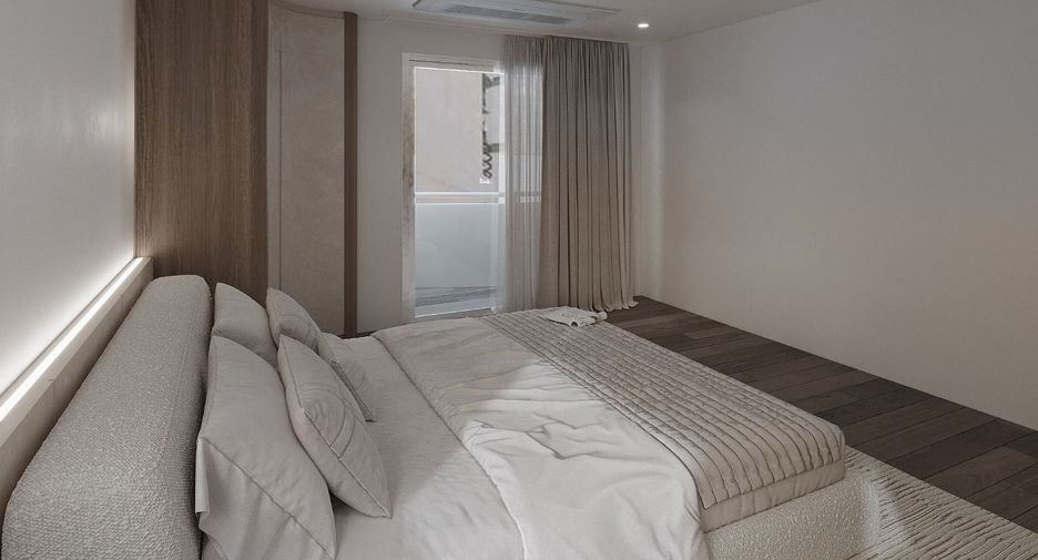 For sale 2 bedrooms condo in Khlong Toei, Bangkok