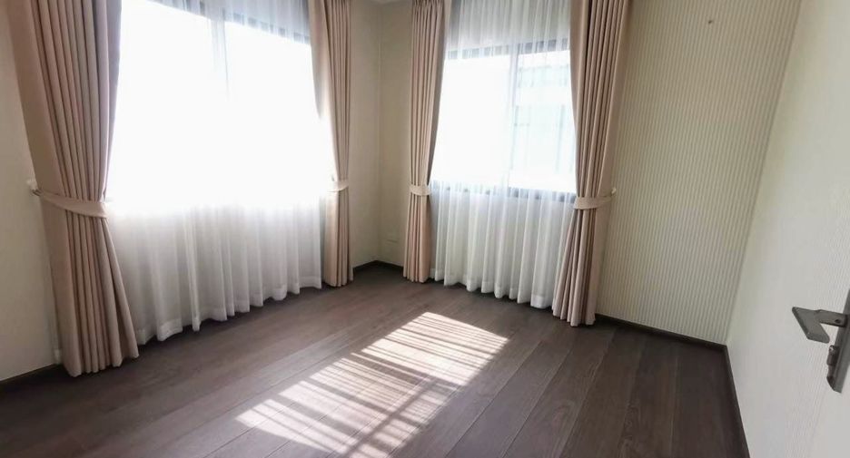 ให้เช่า และ ขาย 4 ห้องนอน บ้านเดี่ยว ใน บางพลี, สมุทรปราการ