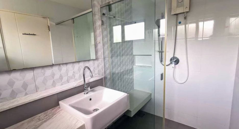 ให้เช่า และ ขาย 4 ห้องนอน บ้านเดี่ยว ใน บางพลี, สมุทรปราการ