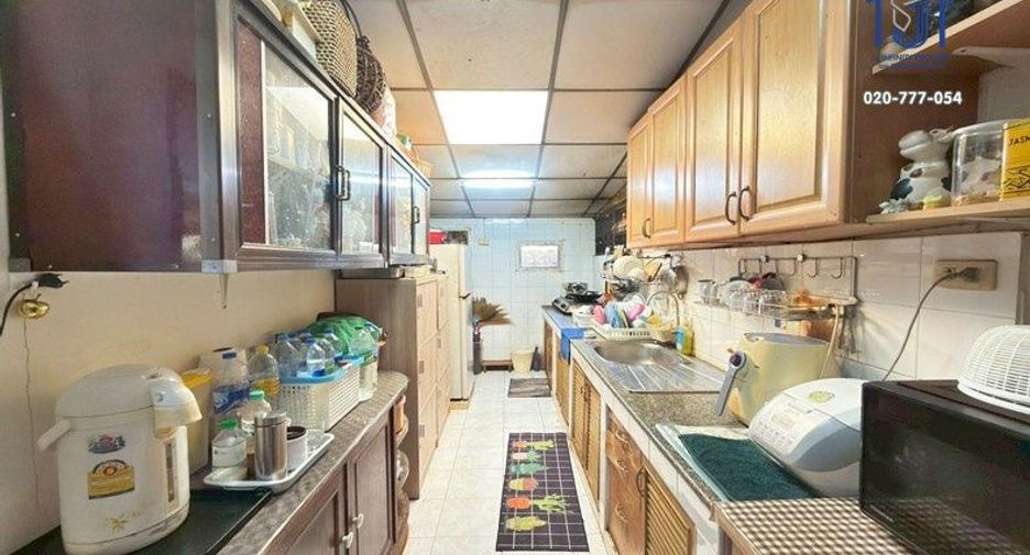 Haus zum Kauf mit 3 Zimmer in Lat Phrao, Bangkok