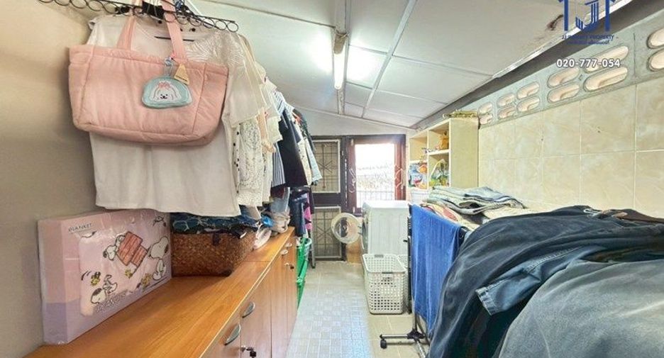 Haus zum Kauf mit 3 Zimmer in Lat Phrao, Bangkok