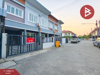 Reihenhaus zum Kauf mit 3 Zimmer in Phutthamonthon, Nakhon Pathom