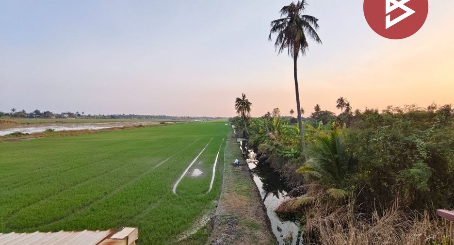 Reihenhaus zum Kauf mit 3 Zimmer in Phutthamonthon, Nakhon Pathom