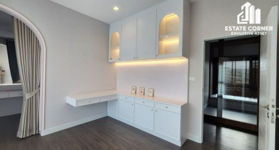 Casa en venta de 4 habitaciones en Bueng Kum, Bangkok