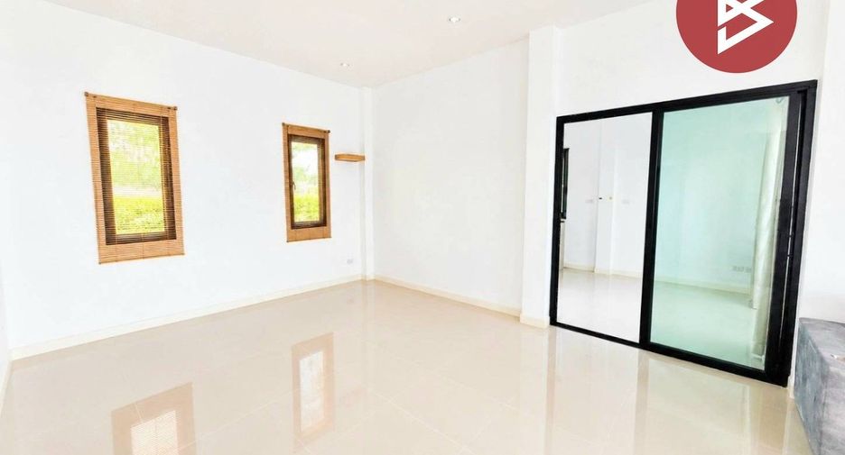 À vendre 2 chambres maison à Phan Thong, Chonburi