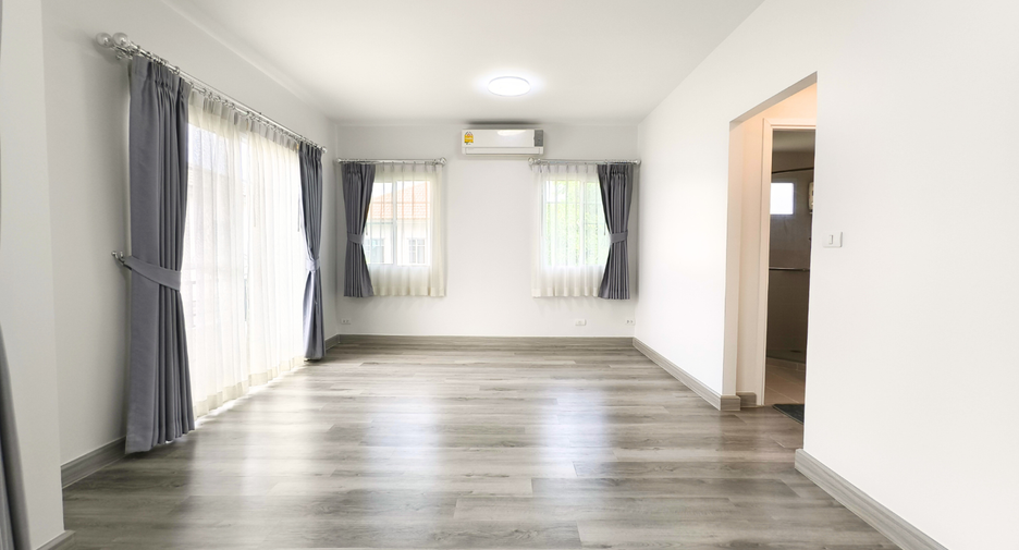 For sale 3 bedrooms house in Prawet, Bangkok