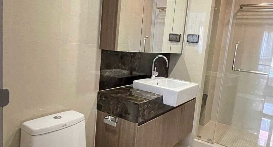 For rent 1 bed house in Watthana, Bangkok