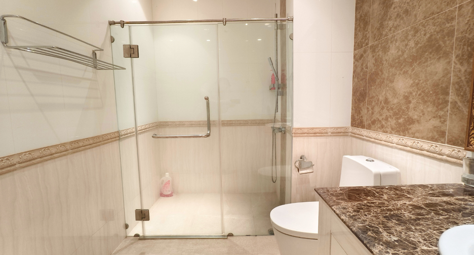For sale 2 bedrooms townhouse in Suan Luang, Bangkok