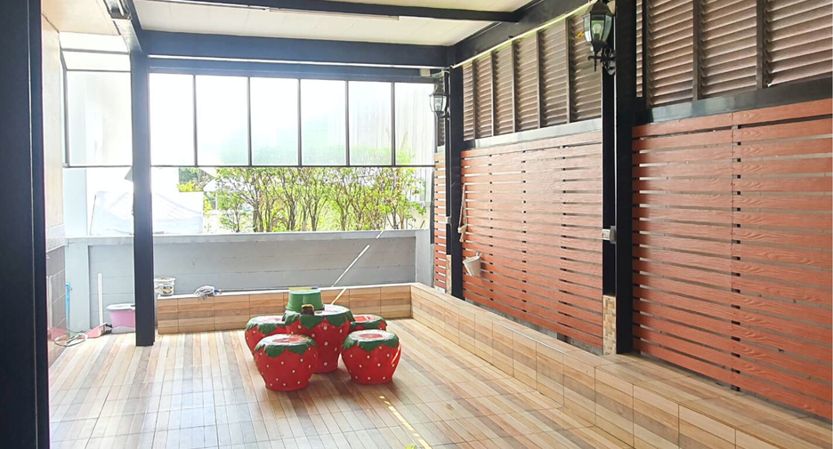 Haus zur Miete und zum Kauf mit 3 Zimmer in Min Buri, Bangkok