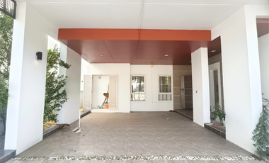 Haus zur Miete und zum Kauf mit 3 Zimmer in Min Buri, Bangkok