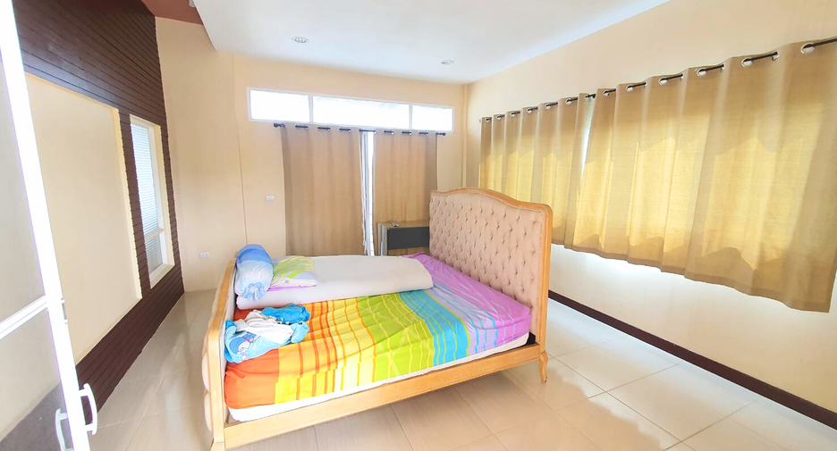 Haus zur Miete und zum Kauf mit 3 Zimmer in Min Buri, Bangkok