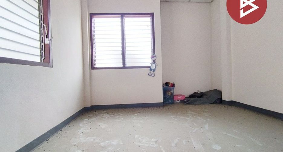À vendre 2 chambres maison à Nong Chok, Bangkok