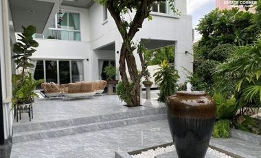 Casa en venta de 5 habitaciones en Suan Luang, Bangkok