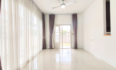 Haus zum Kauf mit 3 Zimmer in Min Buri, Bangkok