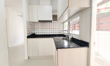 Haus zum Kauf mit 3 Zimmer in Min Buri, Bangkok