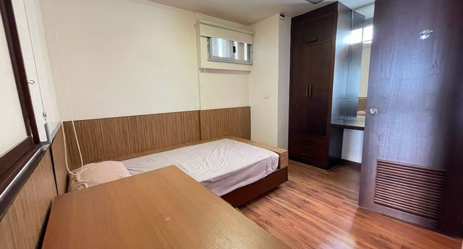For rent 3 ベッドルーム condo in Si Racha, Chonburi