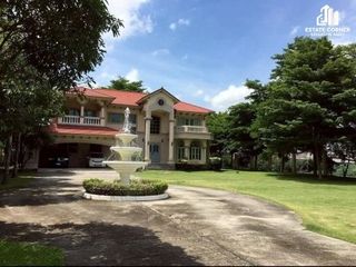Haus zum Kauf mit 5 Zimmer in Bang Phli, Samut Prakan