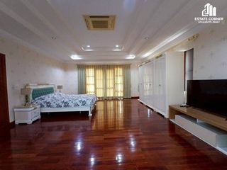 Haus zum Kauf mit 5 Zimmer in Bang Phli, Samut Prakan