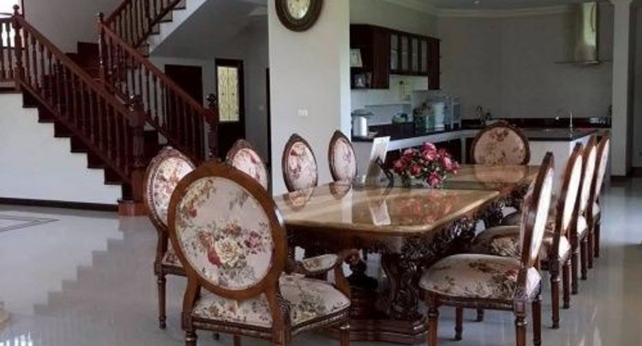 Haus zum Kauf mit 5 Zimmer in Bang Phli, Samut Prakan