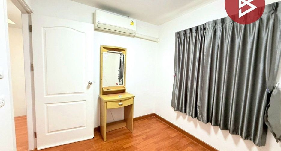 For sale 4 bedrooms townhouse in Khlong Luang, Pathum Thani