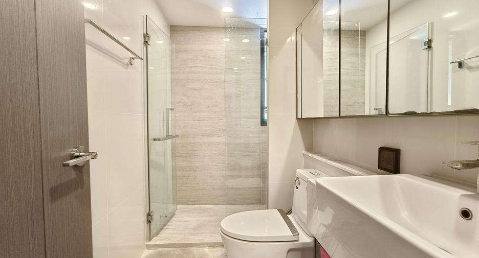 Wohnung zum Kauf mit 2 Zimmer in Mueang Samut Prakan, Samut Prakan