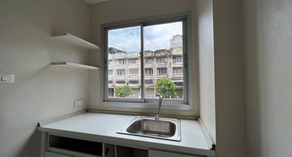 Wohnung zum Kauf mit 1 Zimmer in Bang Phli, Samut Prakan