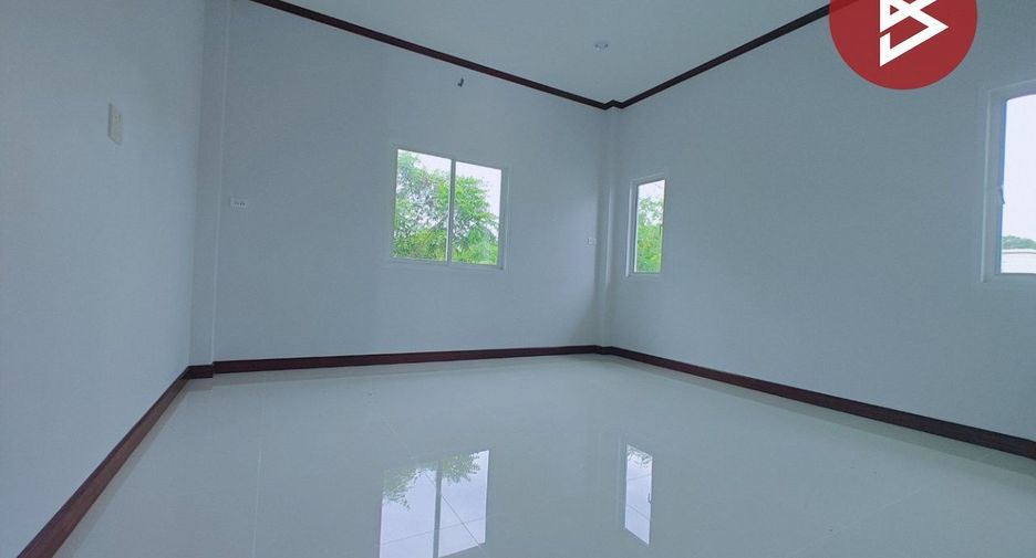 For sale 3 bedrooms house in Photharam, Ratchaburi