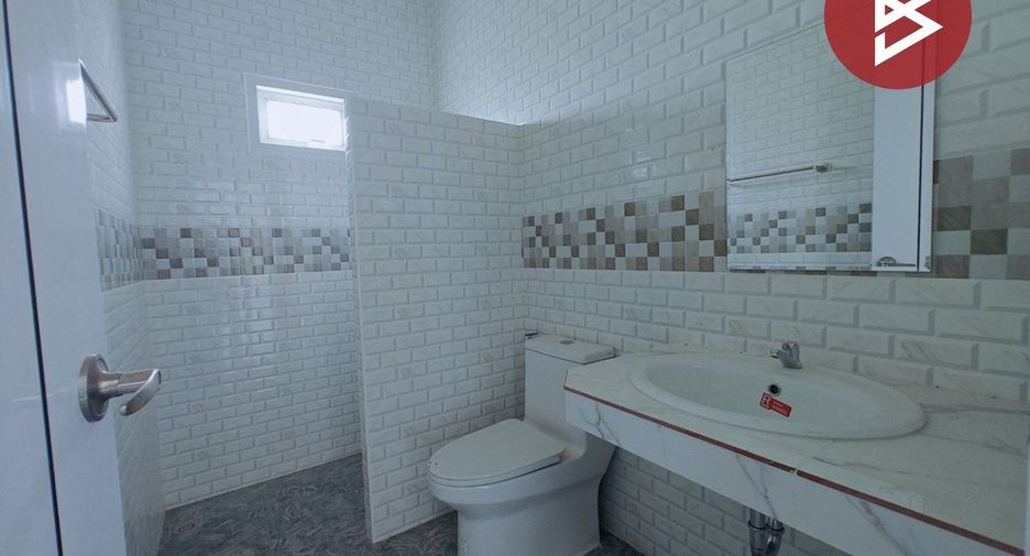 For sale 3 bedrooms house in Photharam, Ratchaburi