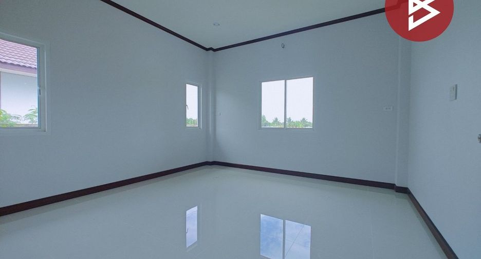 For sale 3 bedrooms house in Photharam, Ratchaburi