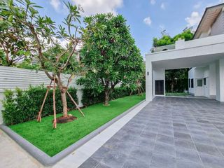 Casa en alquiler de 5 habitaciones en Lat Krabang, Bangkok