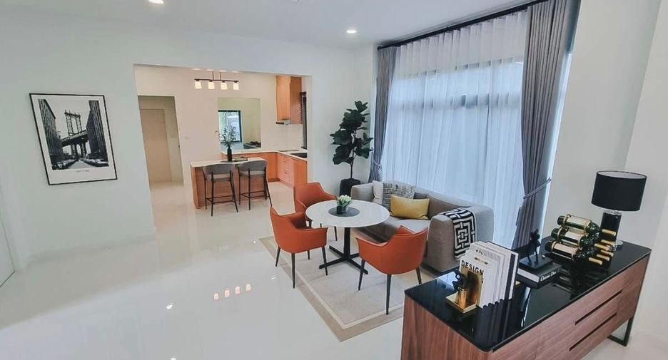 Casa en alquiler de 5 habitaciones en Lat Krabang, Bangkok